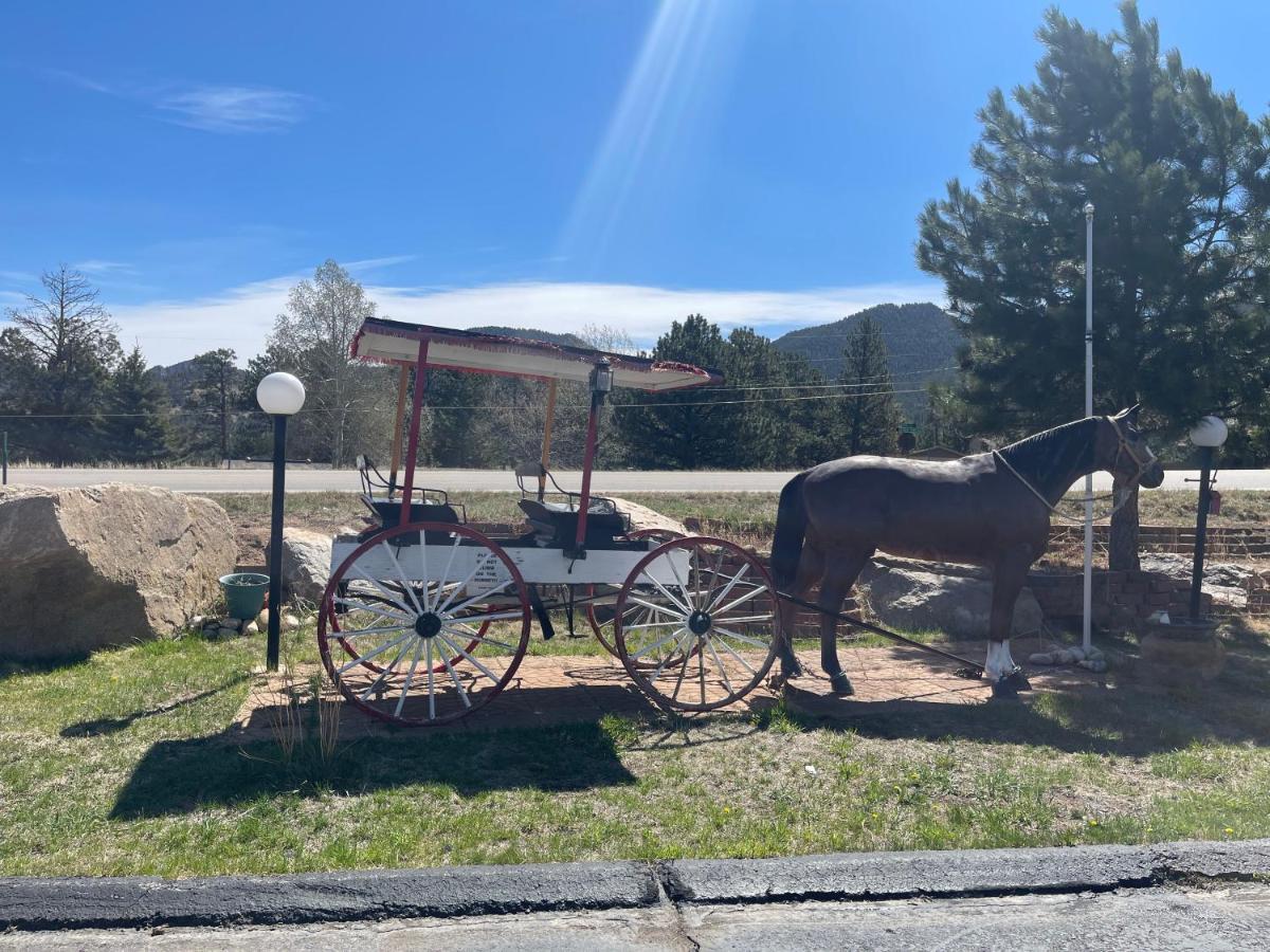 Saddle & Surrey Motel エステス・パーク エクステリア 写真